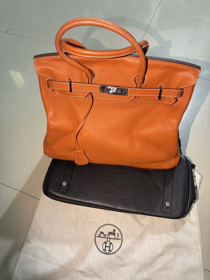 Hermes birkin bag (Category: Luxury Bags & Wallets) located in Manila. Submitted by kingblaize (Listing ID 1462639389, Image 1). Description: It features the signature Birkin silhouette with a foldover flap, dual rolled top leather handles, and a horizontal leather belt strap.