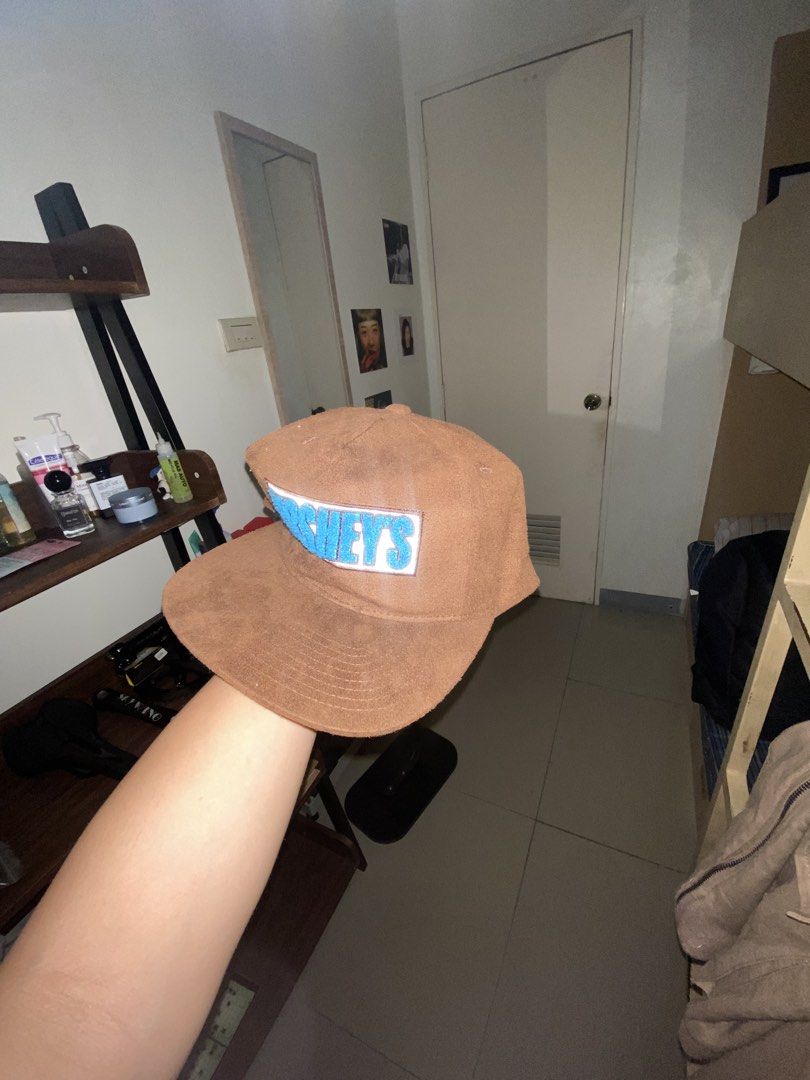 Hershey Cap (Category: Caps & Hats) located in Manila. Submitted by gian.fernandez (Listing ID 1462594012, Image 3). Description: Slightly nego pa sa sure buyer Get nyona.