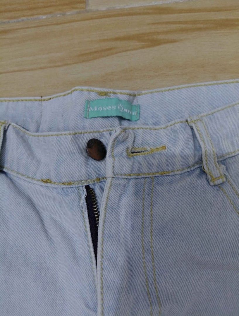 Highwaisted denim shorts (Category: Shorts) located in Naga. Submitted by actinggrandmaster_jean (Listing ID 1462649971, Image 3). Description: Decluttering, wit minimal stains. 30 inches...