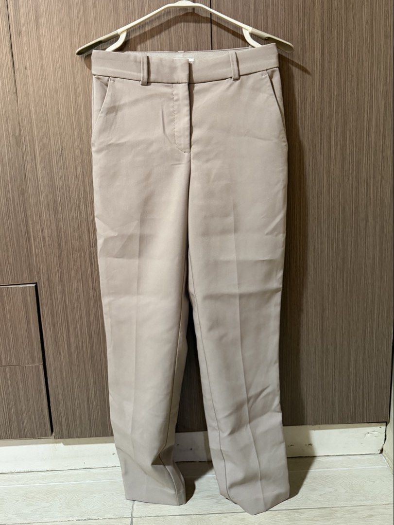 H&M Beige Tailored Trousers Pants (Category: Other Bottoms) located in Valenzuela. Submitted by rachmcadams (Listing ID 1462500254, Image 3). Description: • 100% original (mall bought) • Good as new • No issues, just needs ironing • Fits XS-S RFS: Decluttering What you see is what you get! .
