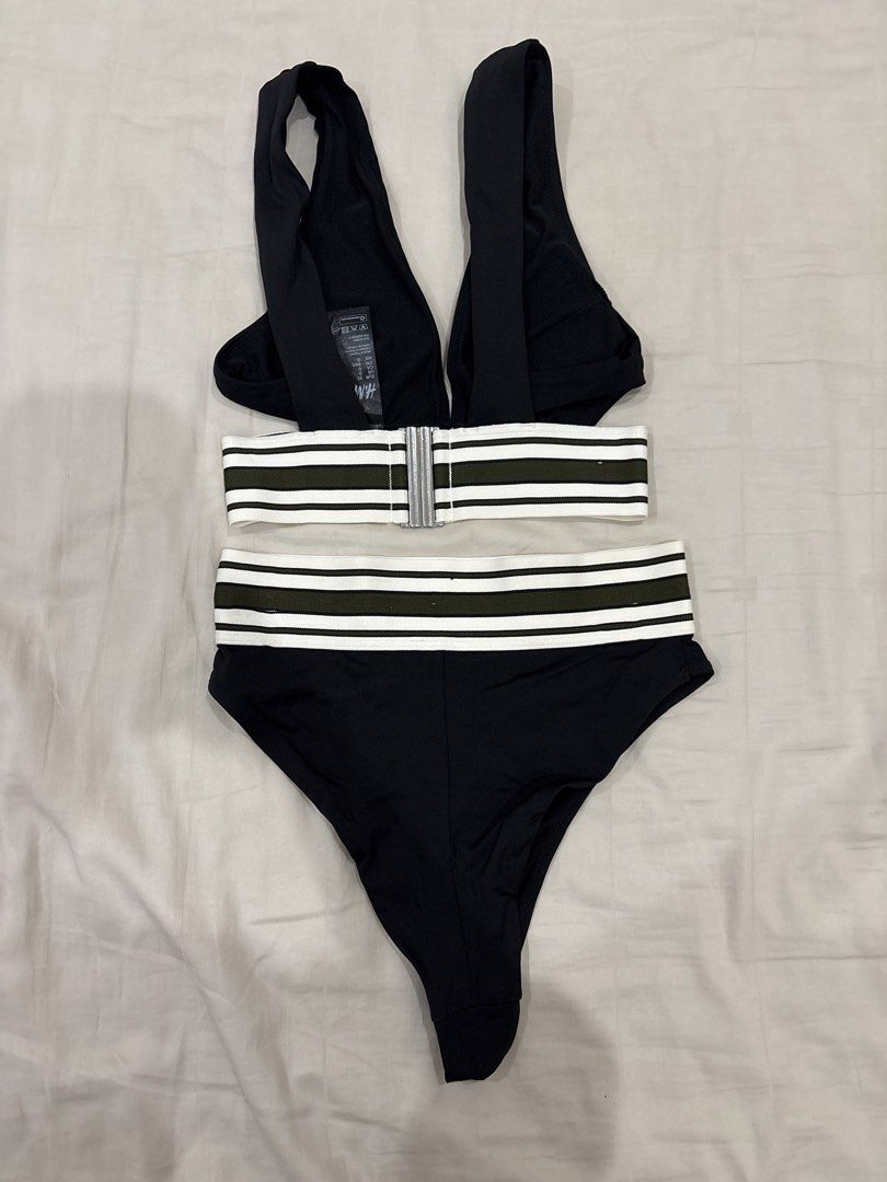 H&M Black Bikini Set with Striped Band (Category: Bikinis & Swimsuits) located in Paranaque City. Submitted by kaescloset.18 (Listing ID 1462597599, Image 3). Description: - used once - Style: High-waisted bottom.
