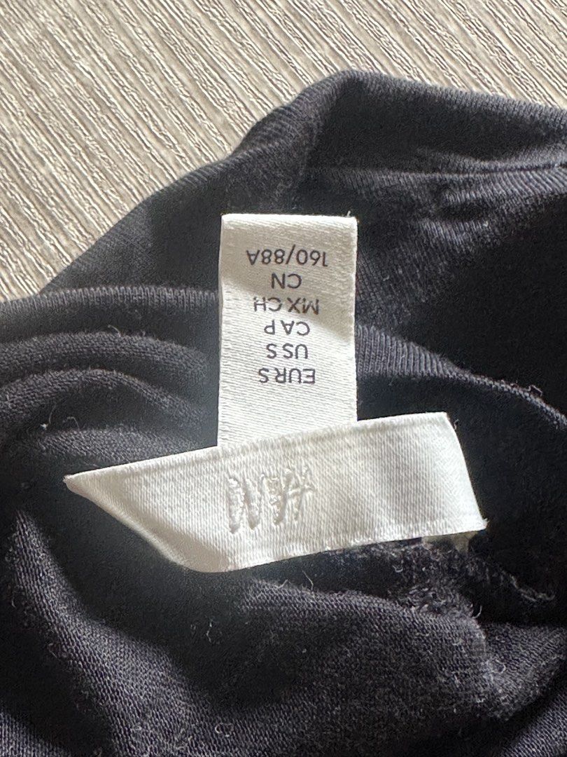 H&M Black Long Sleeve Turtleneck Top Size S (Category: Longsleeves) located in Cainta. Submitted by thingsfromerika (Listing ID 1462473843, Image 3). Description: - Basic black long sleeve turtleneck from H&M - Soft and stretchy material for comfort - Perfect for layering or wearing on its own - Easy to pair with any outfit - Approximately 22 inches in length.