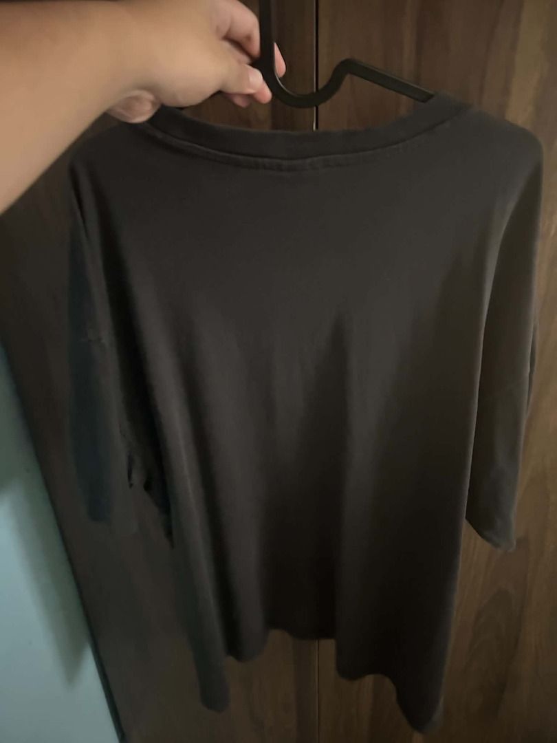 H&M Graphic T-Shirt NASCAR Eagle (Category: Tshirts & Polo Shirts ) located in Manila. Submitted by narpotyz (Listing ID 1462506574, Image 3). Description: Size medium fits large - xl used once only no issue .