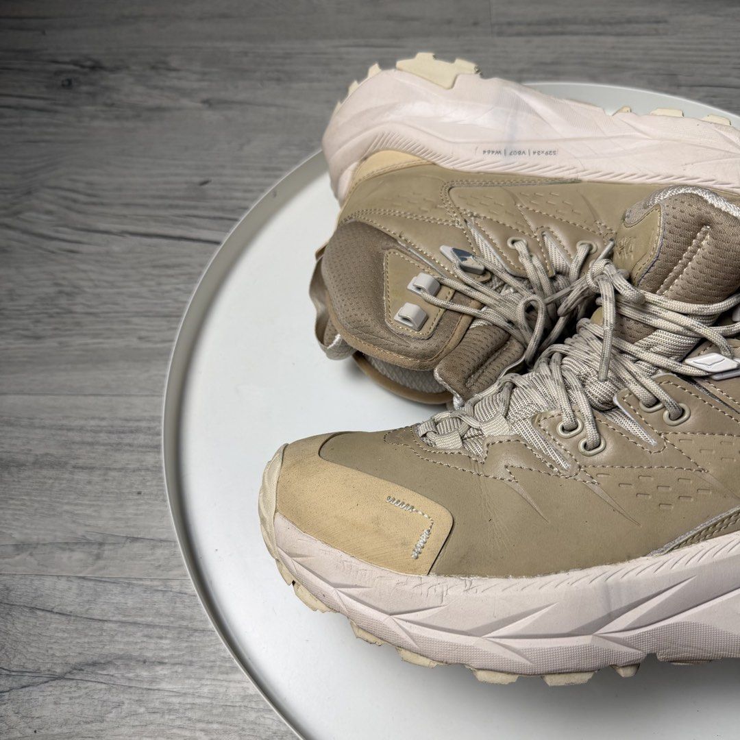 Hoka One Kaha 2 GTX (Category: Boots) located in Manila. Submitted by wornagainstudios2 (Listing ID 1462638198, Image 2). Description: .