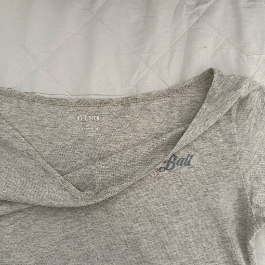 Hollister Play Ball Robyn Top (Category: Shirts) located in Davao. Submitted by aug_amari (Listing ID 1462451012, Image 3). Description: size XS-S so cute! msg for when worn :) helping tag: brandy melville.