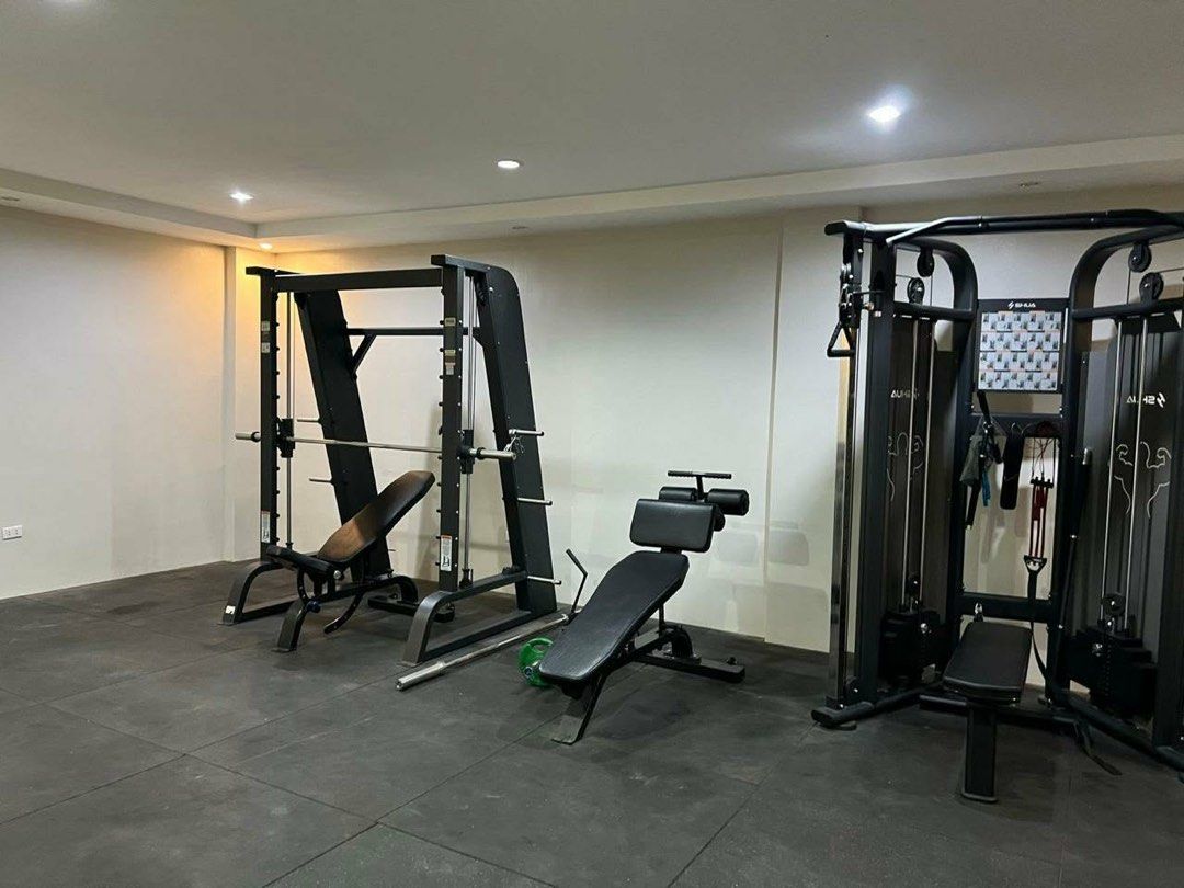 House for rent ( Cavite Area) (Category: House & Lot) located in Quezon City. Submitted by alexstrada (Listing ID 1462621350, Image 2). Description: ✔️Details: Two mon deposit, one mon advance 👉Three floors/six rooms 👉 Land area: 180 sq m 👉 Rooftop gym 👉 Good air quality, quiet / floor free 👉 neighborhood 👉 Neighbors won’t disturb each other 👉 Two parking spaces 📍Blk 6, Lot 2, Hazel Street, Vista Verde, Bacoor cavite 📩Message for inquiry