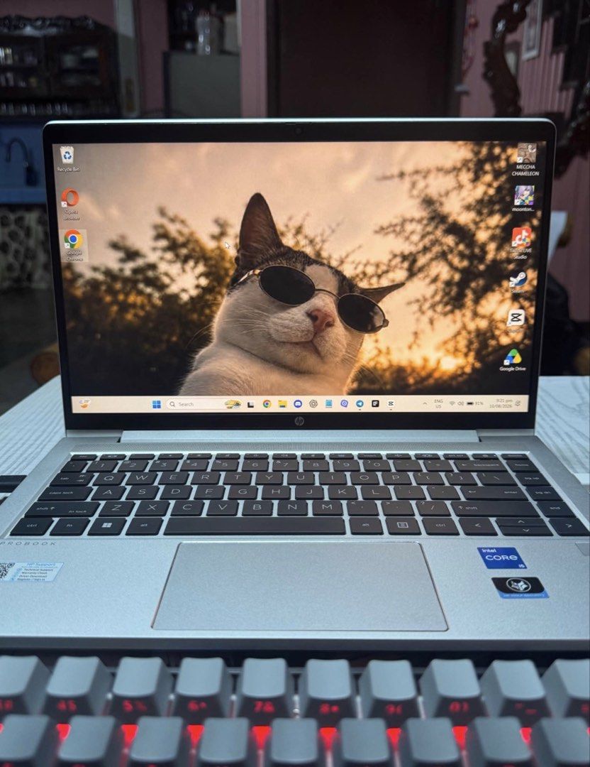HP ProBook Laptop - Intel Core i5 (Category: Laptops & Notebooks) located in Manila. Submitted by zyann_24 (Listing ID 1462641554, Image 1). Description: HP Probook 440 G9 Core i5 12th gen Decacore / 512 GB SSD / 16GB RAM / 14.1-inch FHD Condition: Slightly used Best price guaranteed ♥️ Specification: ▪️Model : HP Probook 440 G9 ▪️Processor : Intel Core i5-1235U 12th gen 10 cores 1.3~4.2GHz ▪️Memory : 16GB DDR4 RAM ▪️Storage : 512GB SSD NVME ▪️Vi