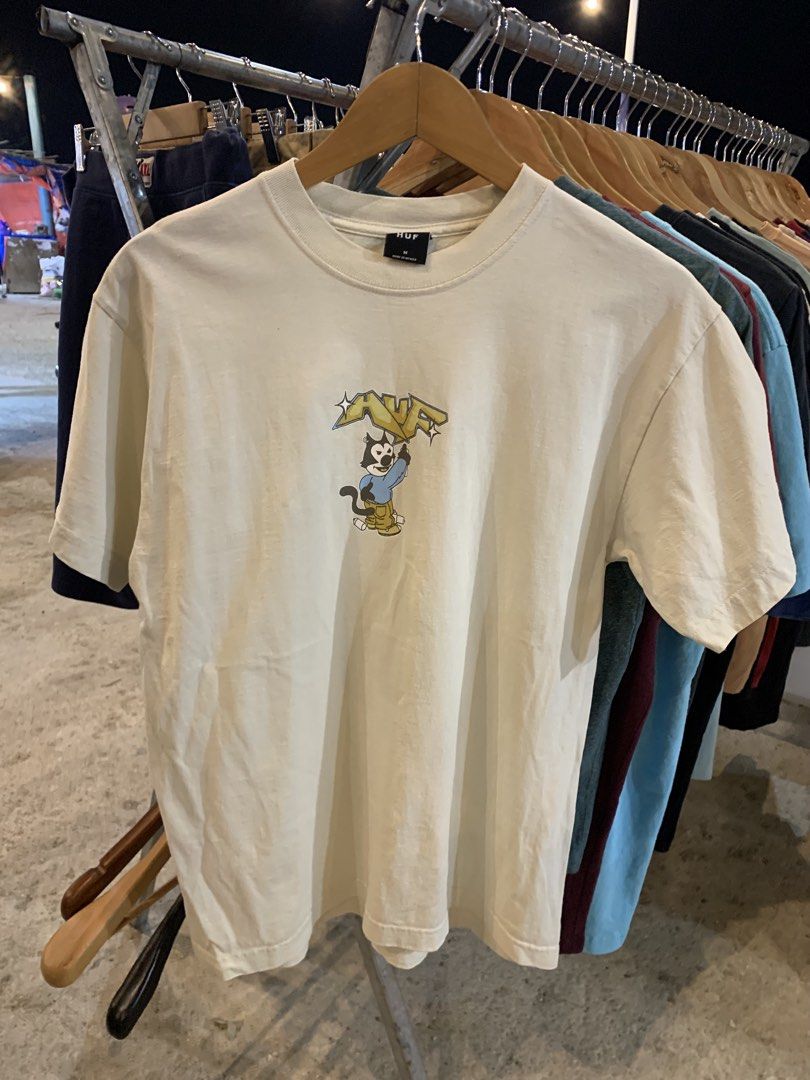 HUF Bad Cat T-Shirt in Size Medium (Category: Tshirts & Polo Shirts ) located in Manila. Submitted by banethrift (Listing ID 1462625164, Image 3). Description: FOR SALE HUF Bad Cat T-Shirt in Size Medium LENGTH 28 WIDTH 20 EXCELLENT CONDITION COLOR RATE 10/10 pm me for details.