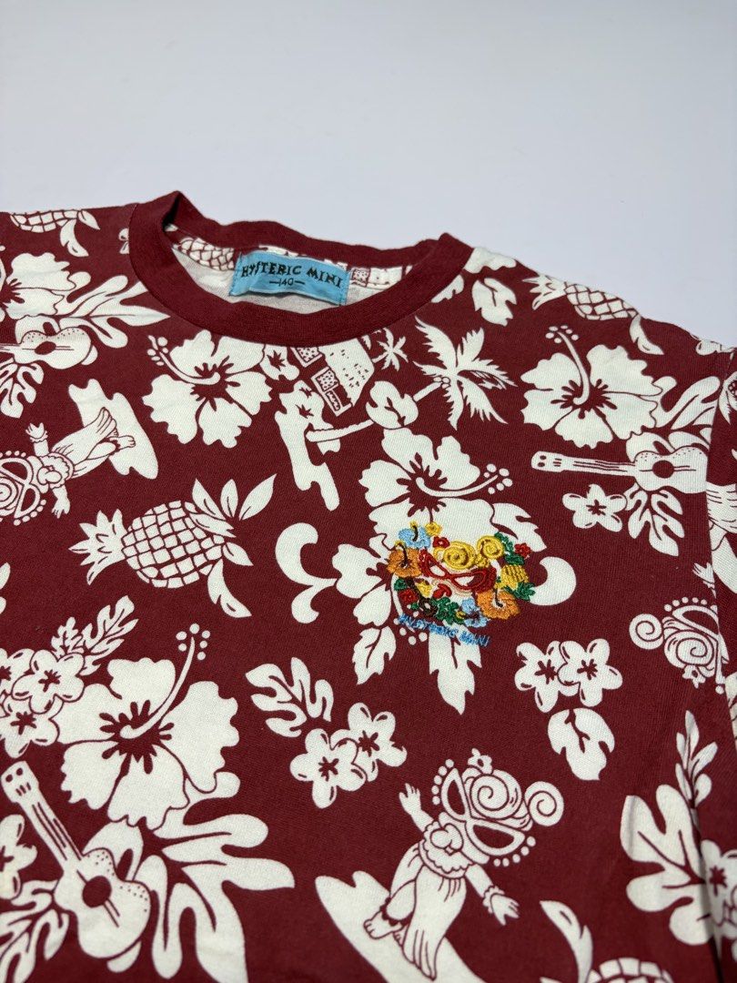 HYSTERIC MINI ALOHA SHIRT (Category: Tshirts & Polo Shirts ) located in Manila. Submitted by mnlhappybattle (Listing ID 1462516757, Image 3). Description: HYSTERIC MINI ALOHA SHIRT Good Condition Tagged size : 140 WIDTH - 18” LENGTH - 22”.