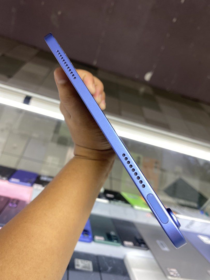 Ipad 11th generation(256gb) (Category: iPad) located in San Juan City. Submitted by amyjoysementilla.10 (Listing ID 1462484612, Image 3). Description: Ipad 11th gen.(A16) 256gb Slighty used 100% Battery Health NTC approved Unli check Unli reset No apple ID No hidden issue No history of repair with Charger & clear case Cash on delivery with our Personal Rider around Metro Manila with SAME DAY DELIVERY. Please expect that the DELIVERY FEE is should