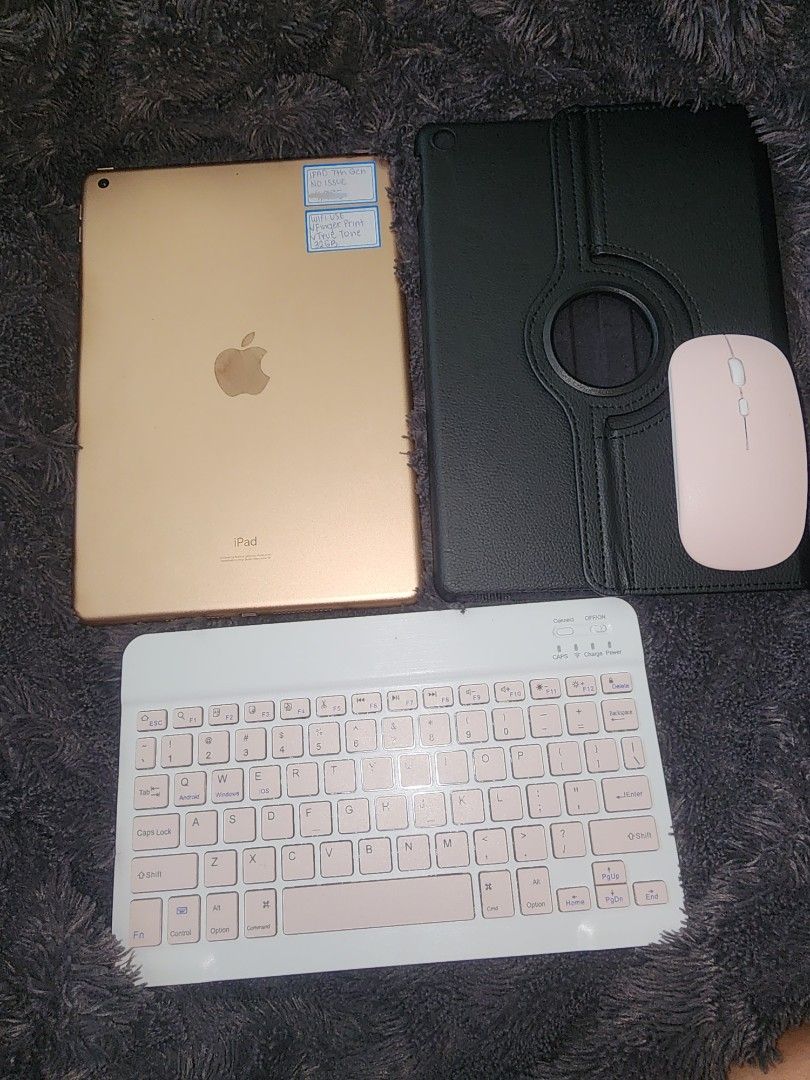 IPAD 7TH GEN 32GB NO ISSUE (Category: iPad) located in Manila. Submitted by roma_store (Listing ID 1462485397, Image 2). Description: For sale Rush ipad 7th gen 32Gb no issue WiFi use 5500.
