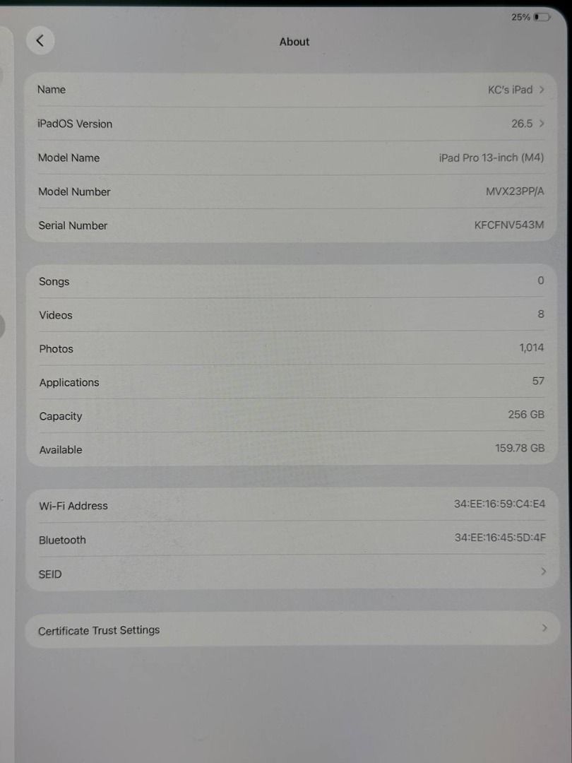 iPad Pro 13-inch M4 256GB in pristine condition (Category: iPad) located in Quezon City. Submitted by christianxz12345 (Listing ID 1462478499, Image 2). Description: iPad Pro 13-inch M4 256GB Quick Specs: Procie: M4 chip Ram: 8GB Storage: 256GB Battery health: 92% Cycle count: 241 No issue No repair history Personal used Meet up Q.C Batasan, Commonwealth, Fairview, SJDM Bulacan Marikina Nangka Marikina or San Mateo, Rizal. Pwede shipping via JNT 