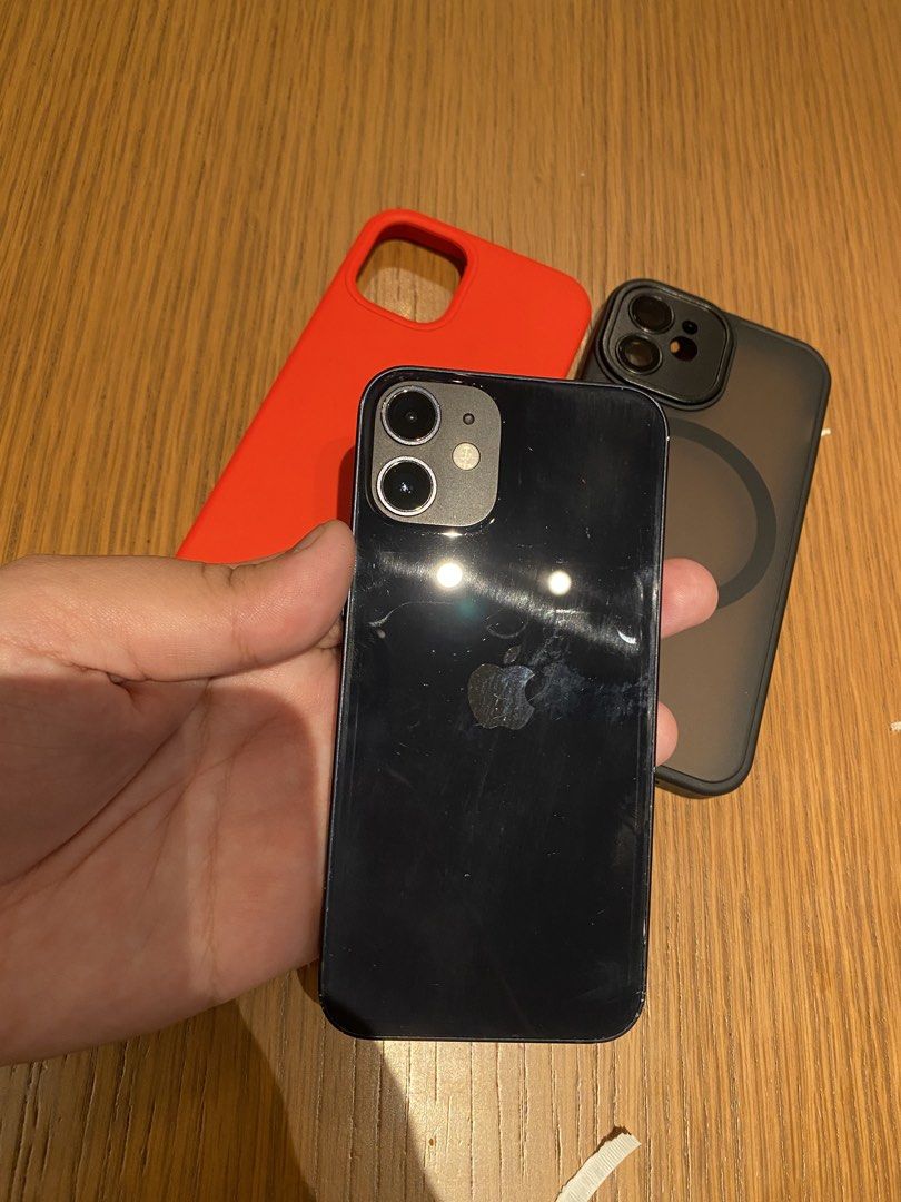 IPHONE 12 MINI 64GB FU (Category: iPhone 12 Series) located in Kawit. Submitted by zensstuffs (Listing ID 1462575158, Image 3). Description: 9500 OPEN TAWAD PWEDE DIN SWAP SA MAY ADD IPHONE 12 MINI 64GB FU ANY SIM/OPENLINE UNLI RESET 66BH ORIG BATT NIYA PA FACE ID/TRUE TONE GOODS ORIG ALL PARTS Issue: yung back cam niya 1x minsan di nagfofocus minsan goods and nagagamit parin naman yung 0.5 no problem ☺️.