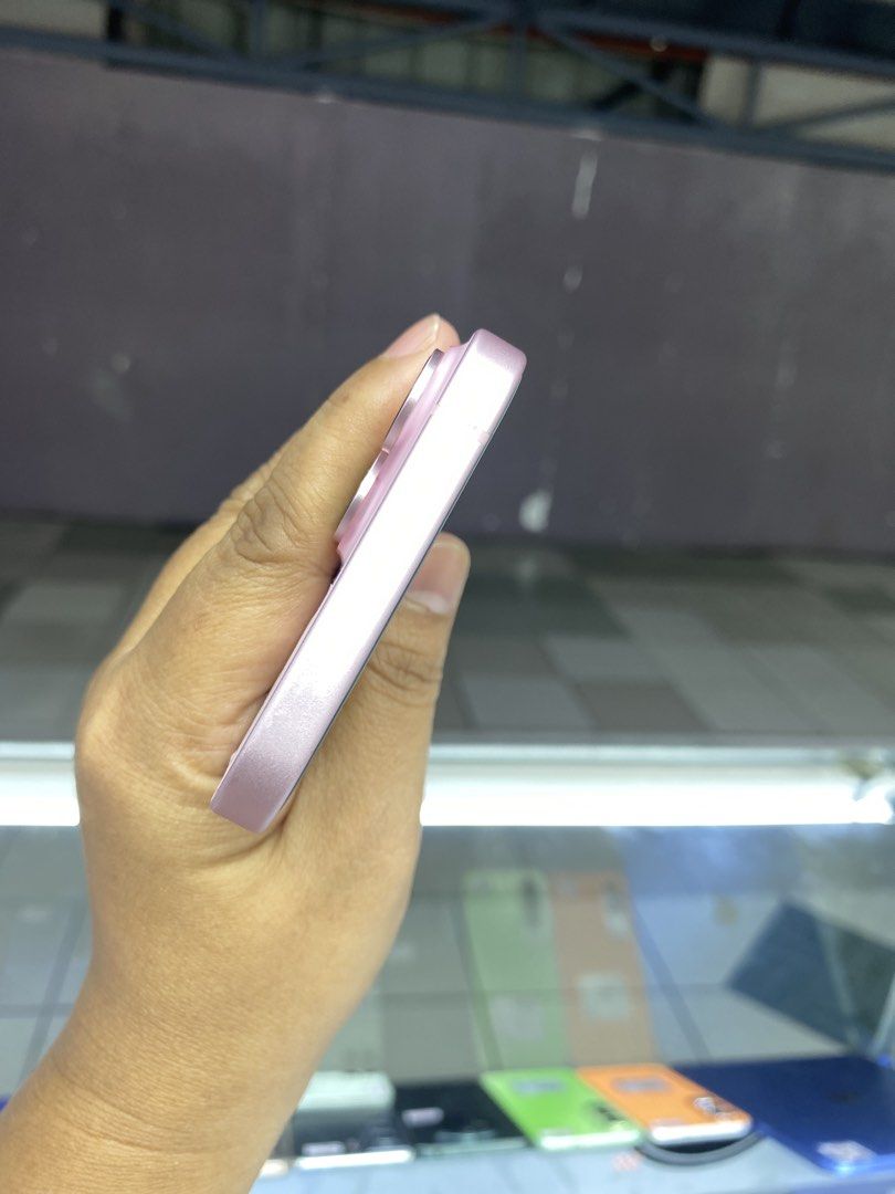 Iphone 15 (Category: iPhone 15 Series) located in San Juan City. Submitted by amyjoysementilla.10 (Listing ID 1462486466, Image 3). Description: Iphone 15 128gb Slighty used 100% Battery Health NTC approved Unli check Unli reset No apple ID No hidden issue No history of repair with Charger & clear case Cash on delivery with our Personal Rider around Metro Manila with SAME DAY DELIVERY. Please expect that the DELIVERY FEE is shouldered by the cust