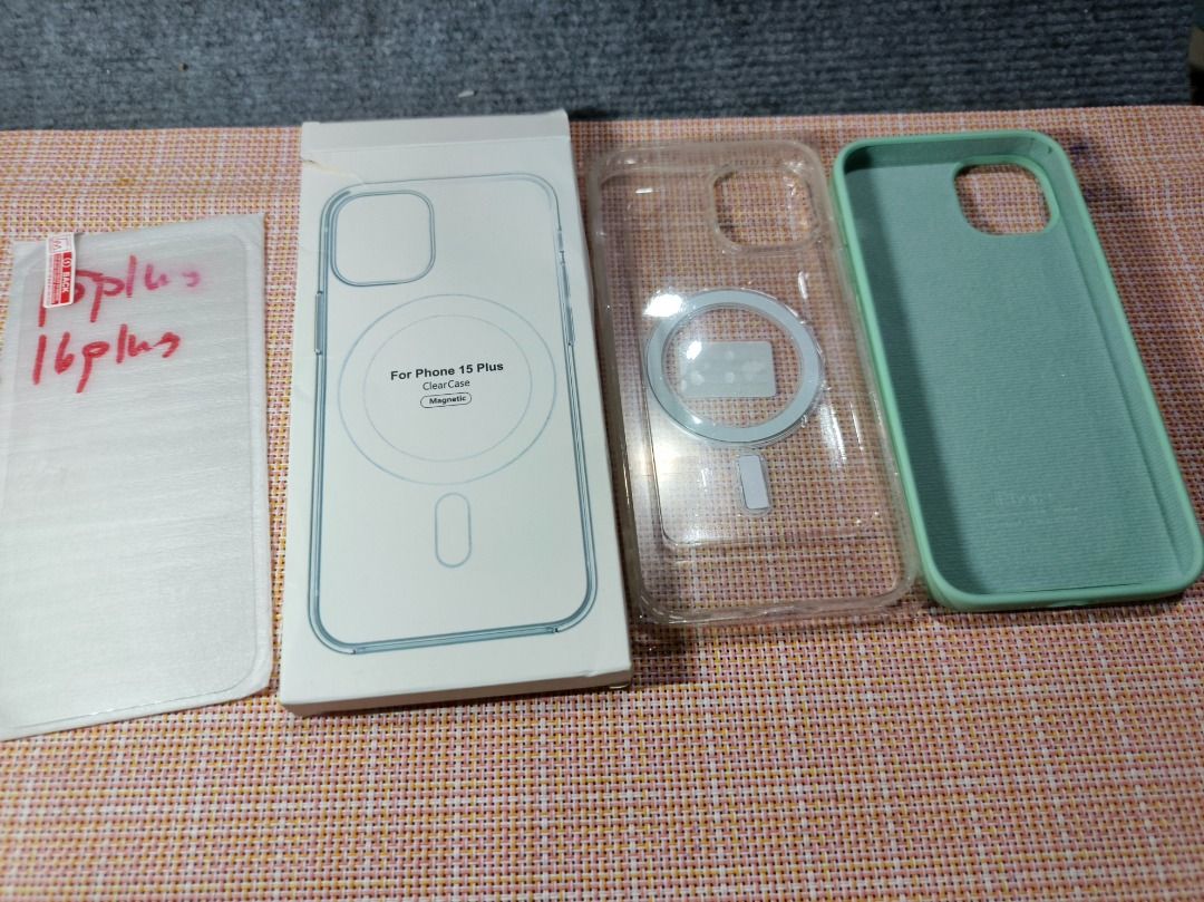 Iphone 15+ and 16+ cases with screen protector (Category: Cases & Sleeves) located in San Leonardo. Submitted by burgossanleonardo.12345 (Listing ID 1462598733, Image 1). Description: Casing for iphone15+ or 16+ With screen protector Almost new Damaged box.