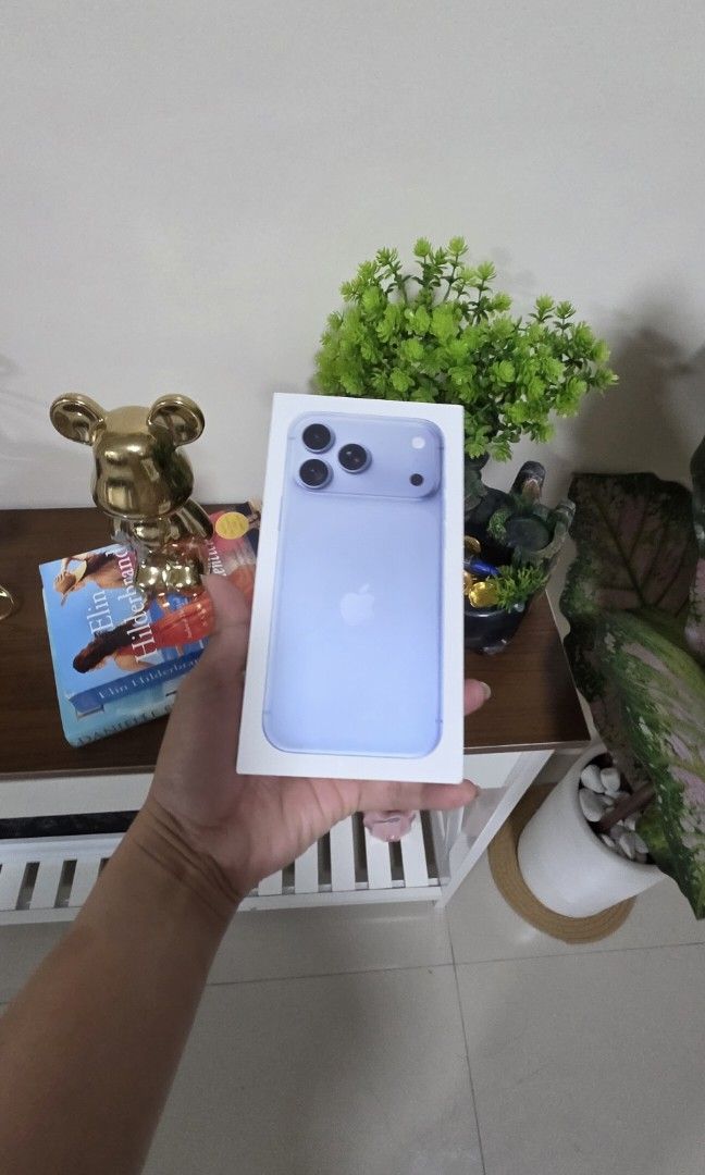 Iphone 18 Promax 256gb Openline (Category: iPhone 18 Series) located in Manila. Submitted by lenweltong05295 (Listing ID 1462679599, Image 1). Description: Iphone 18 Promax 256gb Openline Brandnew Sealed with Warranty Onhand Stock.