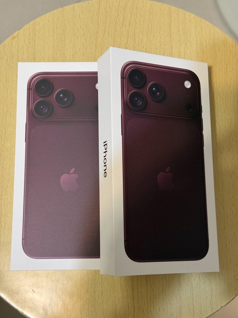 iPhone 18 Pro Max 512大紅 （分類：其他手機）位於 Hong Kong。 由 man90861480 提交（商品編號 1462578613，圖片 1）。簡介： 。