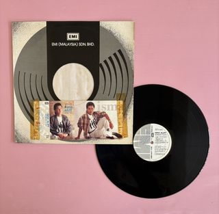 (Category: ) located in . Submitted by waste_records (Listing ID 1462481231, Image 1). Description: .