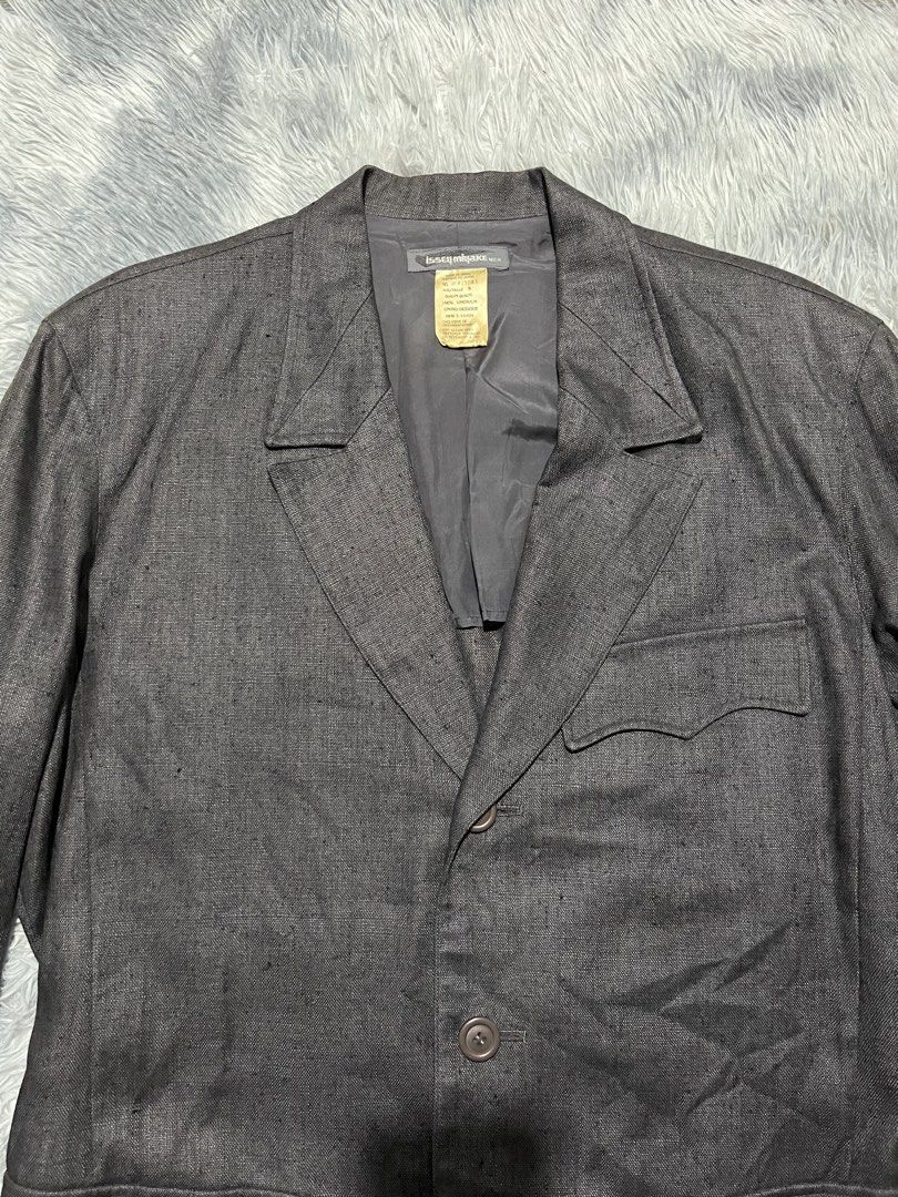 Issey Miyake Men 80s Tailored Jacket (Category: Coats, Jackets and Outerwear) located in Sasmuan (Sexmoan). Submitted by winterclothes.ph (Listing ID 1462646028, Image 2). Description: Issey Miyake Men 80s Tailored Jacket Width 24.5 Length 32 Sleeve 24 Excellent Condition Sign of usage .
