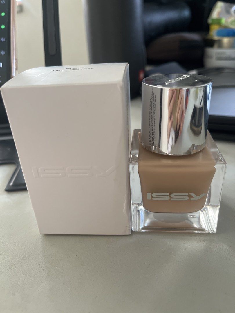 Issy Foundation NL2 Light Neutral (Category: Makeup) located in Mexico. Submitted by cjfvee (Listing ID 1462457197, Image 2). Description: - Issy Foundation - Shade: NL2 Light Neutral - Comes with original box; expiry is on August 2028 - I just swatched it; shade is too orangey on me ☹️ - I just used 2-3 light pumps to swatch - Negotiable for sure buyer MOP : bank transfer or Gcash Buyer shall shoulder pickup or shipping fee..