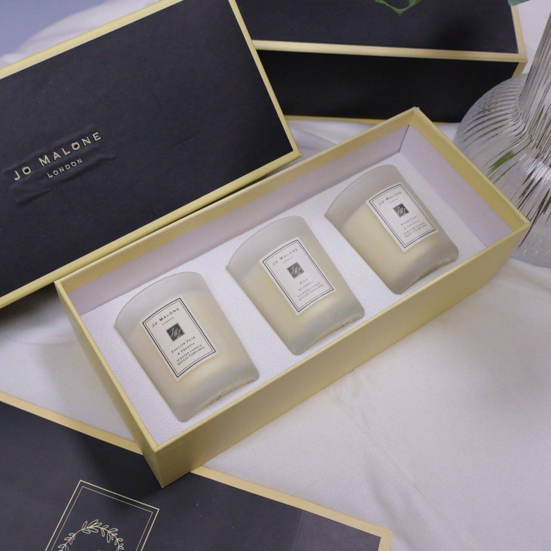 J0mal0ne Candle (Category: Home Fragrance) located in Manila. Submitted by mypshopp (Listing ID 1462480298, Image 1). Description: SCENTED CANDLE (3 IN 1 SET) 🕯️✨ 🧷 with box and paper bag 🧷 mixed scents inside (3 candles) — scents included: 🪻Wild Bluebell 🪻Wood Sage & Sea Salt 🪻English Pear & Freesia Perfect pang gift this holiday💓.