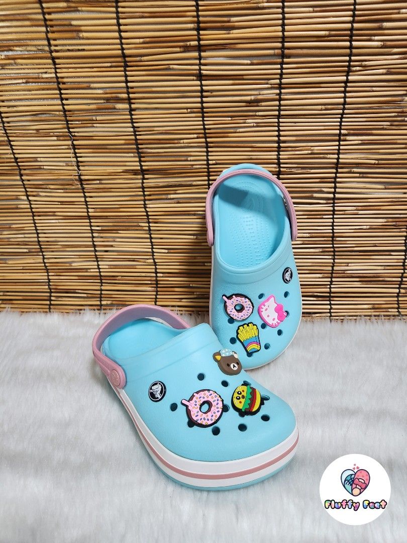 J1- Preloved Original Crocs for kids (Category: Babies & Kids Fashion) located in Navotas City. Submitted by FluffyFeet (Listing ID 1462645607, Image 2). Description: NEW ARRIVAL❗️ This is a PRELOVED ORIGINAL CROCS FOR KIDS❗️❗️ Please managed you expectations ❤️ 📌 Strictly MINE NOW, PAY NOW ONLY❗️ (Unless suki na po na maayos kausap at iwas cancellation) 📌 You may ask for other photos before placing order/s STRICTLY NO RETURN, NO EXCHANGE UNLES
