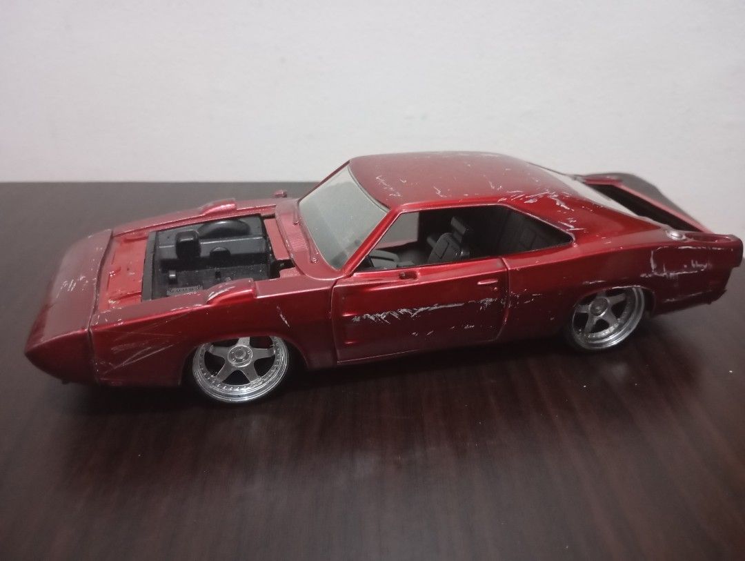 Jada toys 1/25 (Category: Vehicle & Diecast Models) located in Las Pinas. Submitted by the_recycle_shop (Listing ID 1462615942, Image 2). Description: Missing parts for restoration Selling as is buy at your own risk.