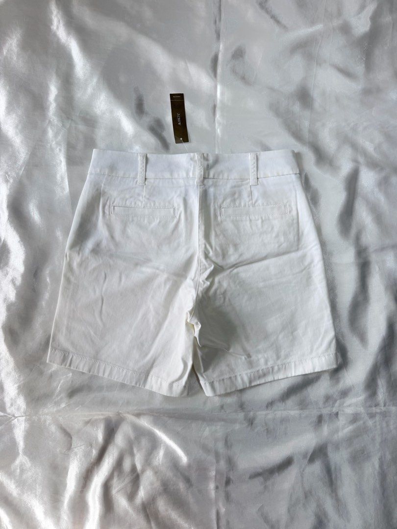 j.crew stretch chino shorts (Category: Shorts) located in Bulacan. Submitted by byppishh__ (Listing ID 1462483617, Image 2). Description: Waist: 30” Length: 15.3” Brand new with tag Stretchy material SRP range 2,538-4,315php.