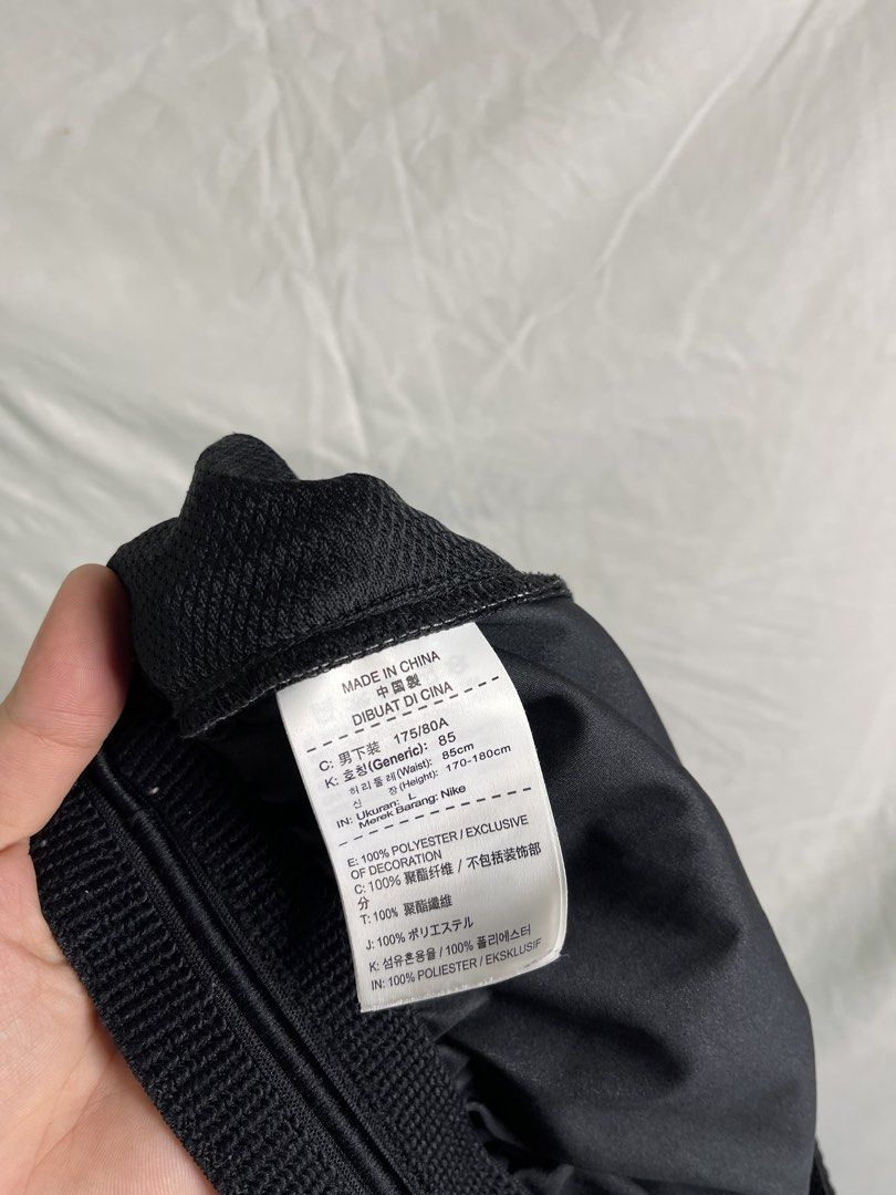 Jordan Black Track Pants Joggers Size L (Category: Joggers) located in Manila. Submitted by noahcastilljos363 (Listing ID 1462501232, Image 3). Description: - Black Jordan track pants - Size L - Elastic waistband with drawstring - Ribbed cuffs - Jumpman logo on left leg - Made in China - 100% Polyester.