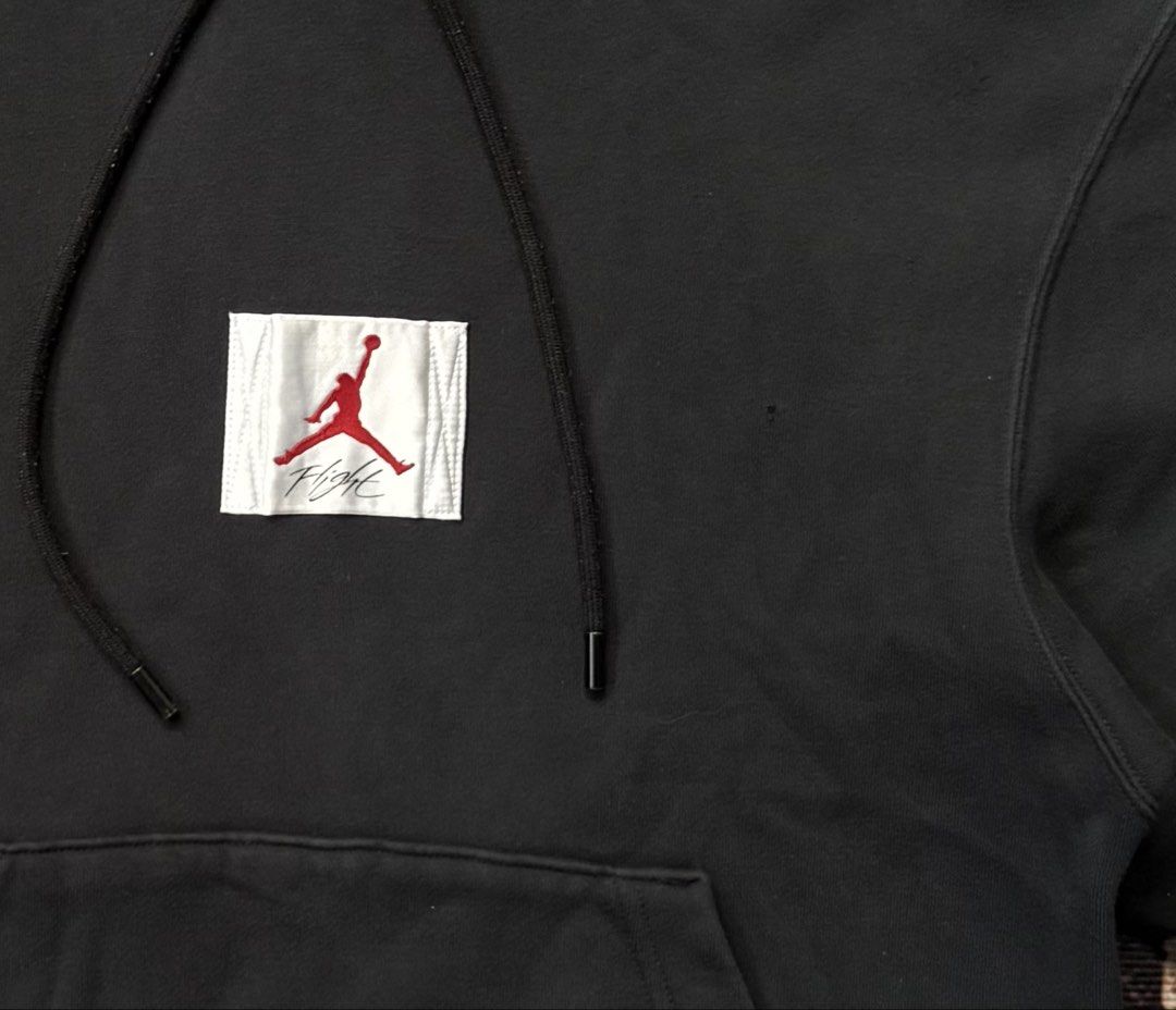 Jordan Flight fleece pullover hoodie (Category: Hoodies) located in Abulug. Submitted by jv1122 (Listing ID 1462463642, Image 3). Description: Jordan Flight fleece pullover hoodie minimal pinhole 20x25 dimes.