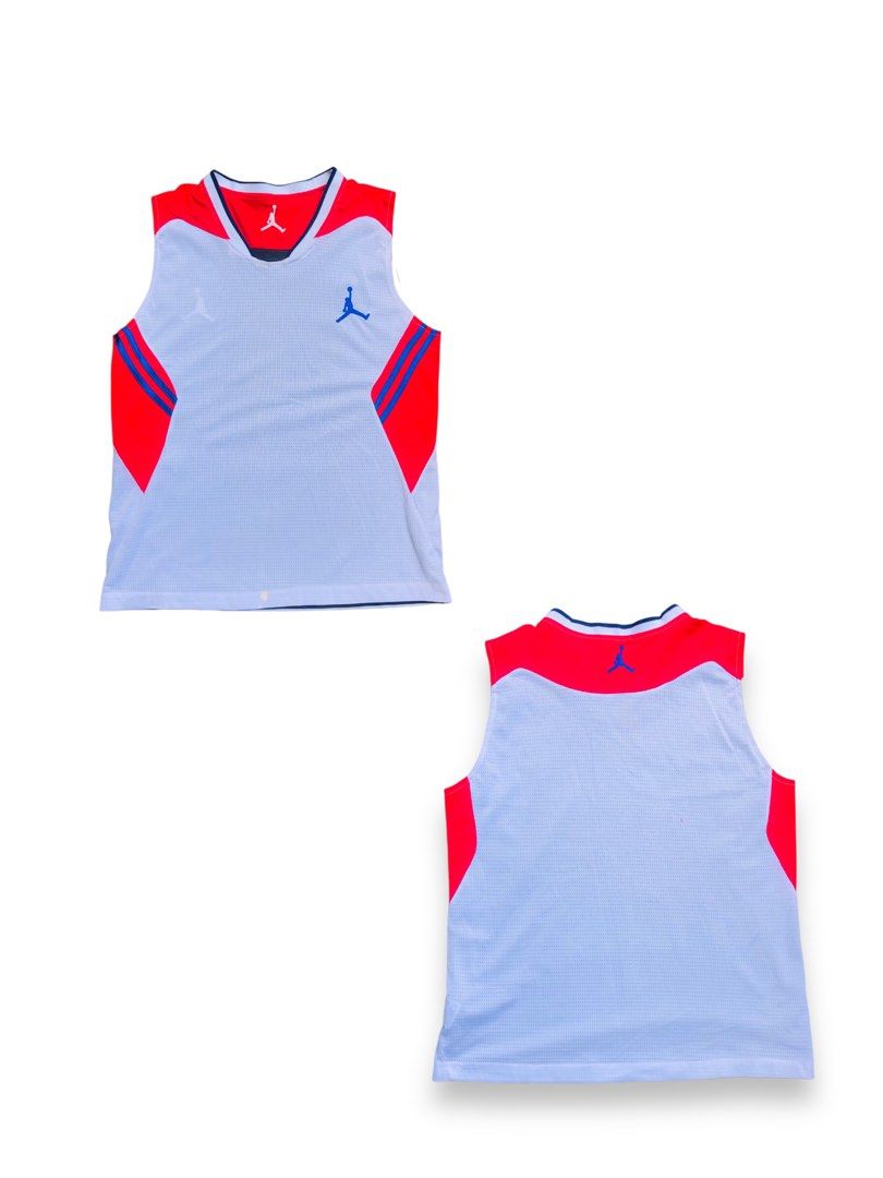 Jordan Y2k Reversable Jersey (Category: Activewear) located in Angeles City. Submitted by wwdrip (Listing ID 1462592028, Image 1). Description: Jordan Y2k Reversable Jersey♻️ •Width : 22 •Length : 28 •Size : L •Color rate : 9.6/10 •Condition : excellent to as new •minimal stain lang ₱850.