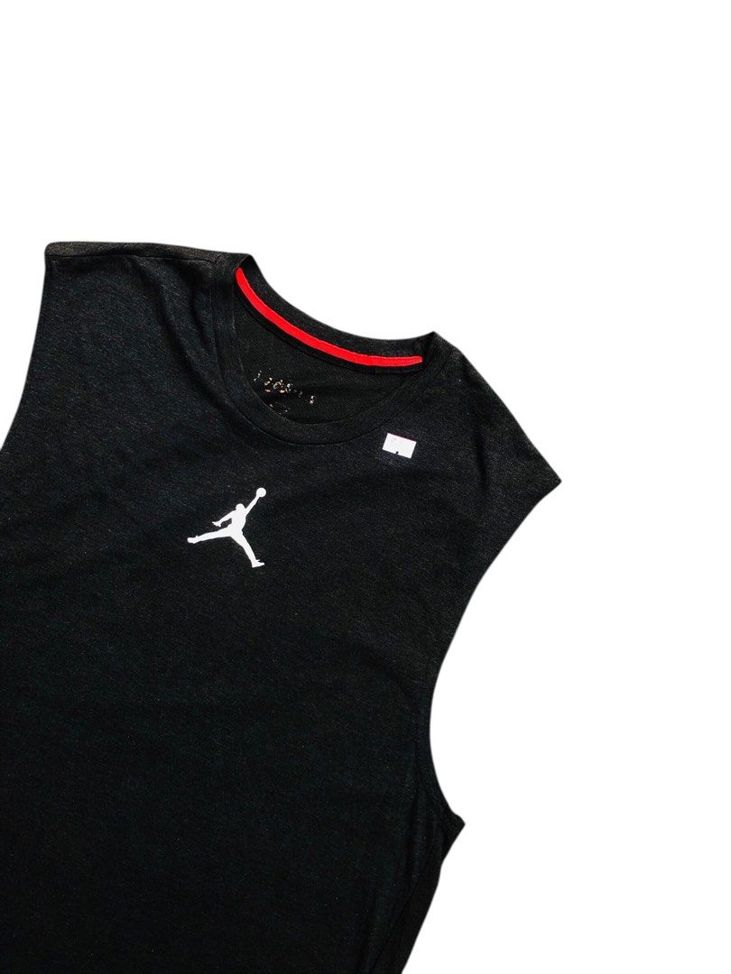 Jordan Y2k Tanktop (Category: Activewear) located in Angeles City. Submitted by wwdrip (Listing ID 1462594141, Image 2). Description: Jordan Y2k Tanktop♻️ •Width : 20.5 •Length : 28.5 •Size : L •Color rate : 9.6/10 •Condition : excellent to as new •no issue ₱750.