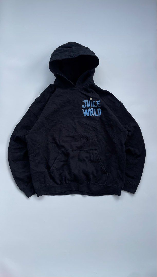Juice wrld all girls are the same (Category: Hoodies) located in General Mariano Alvarez. Submitted by savenlester (Listing ID 1462629676, Image 2). Description: Juice wrld all girls are the same ◾W - 25 ◾L - 28 ◾Good condition ◾Color rate 8.5/10 .