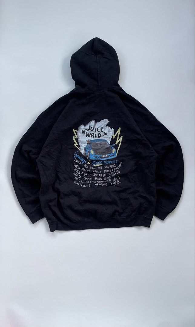 Juice wrld all girls are the same (Category: Hoodies) located in General Mariano Alvarez. Submitted by savenlester (Listing ID 1462629676, Image 1). Description: Juice wrld all girls are the same ◾W - 25 ◾L - 28 ◾Good condition ◾Color rate 8.5/10 .