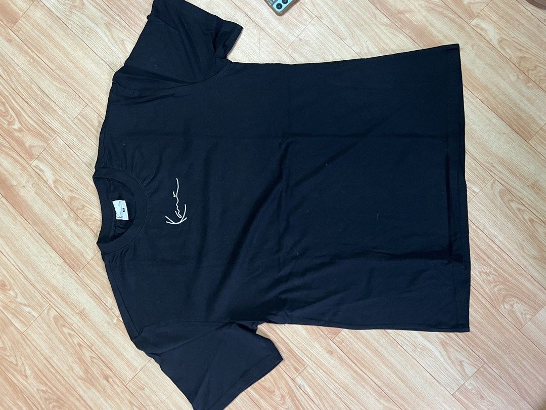 karl kani t shirt (Category: Activewear) located in Caloocan City. Submitted by bryannnnn_1 (Listing ID 1462541346, Image 1). Description: .