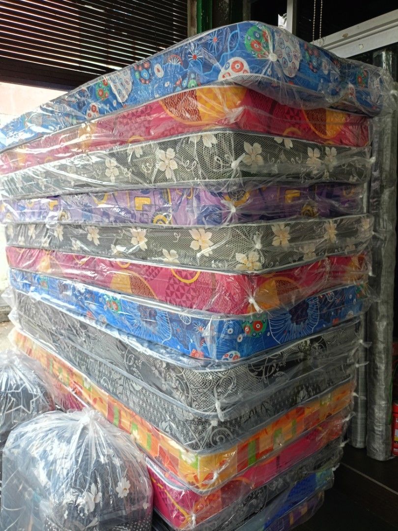 Katil double decker single split (Category: Other Home Decor) located in Shah Alam. Submitted by kedaimurah37438 (Listing ID 1462571328, Image 3). Description: katil double decker single split baru harga pickup RM 350 borong RM 450 seunit pos pickup hantar k yati 013-33-92-699 pickup kedai murah murah no 23 jln teras jernang 27 shah alam.