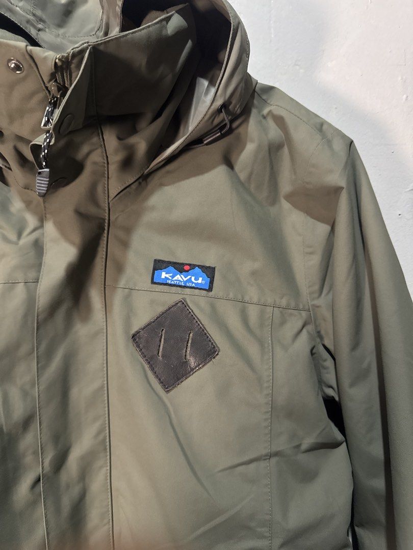 KAVU OUTDOOR WATERPROOF JACKET (Category: Coats, Jackets and Outerwear) located in Puerto Princesa. Submitted by chiefofstuffshopph (Listing ID 1462500179, Image 3). Description: KAVU OUTDOOR WATERPROOF JACKET Size Medium 22” Chest 30” Length 36” Sleeve Length 2,000 freeship.