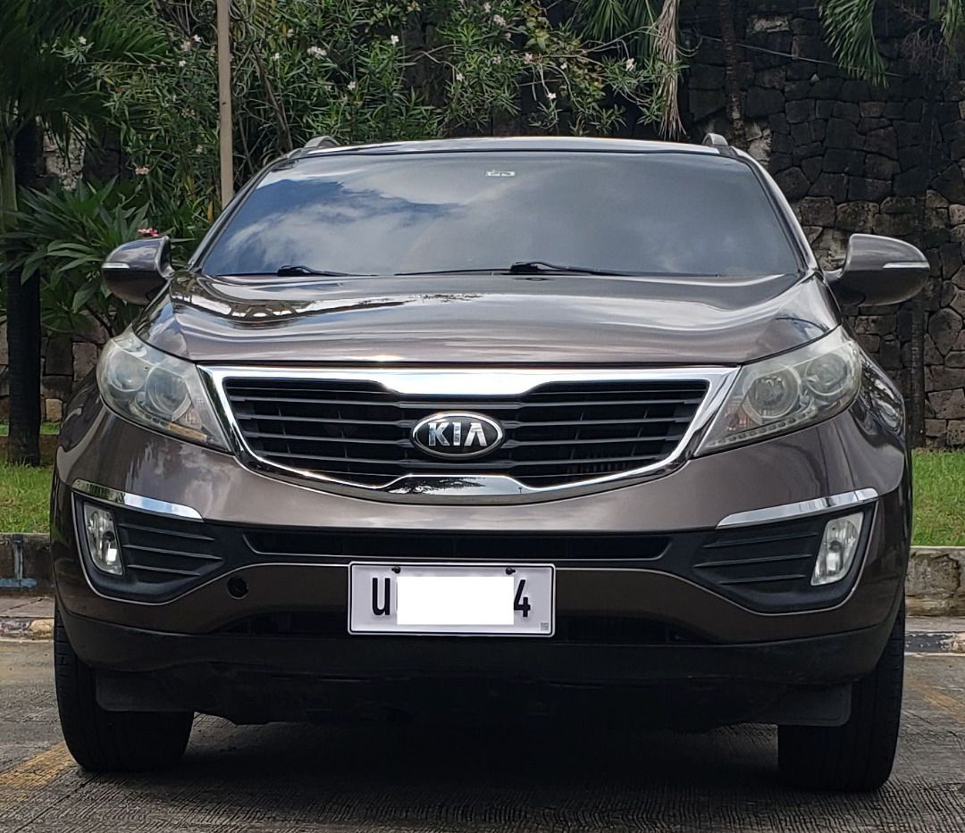 Kia Sportage 2.0 Diesel (A) (Category: Used Cars) located in Antipolo. Submitted by carl426 (Listing ID 1462639148, Image 2). Description: 2012 Kia Sportage EX (Late 2012 manufacturing) CRDi D4HA Turbo Intercooler Diesel 4x2 Automatic Transmission 160,000 KM Features: • Exterior: Sand Track • Interior: Black and Gray • Nano Ceramic Tint • Android Head Unit (Youtube, Netflix, etc.) • Backup Camera and Sensor • Power Windows and Locks • Power Steer