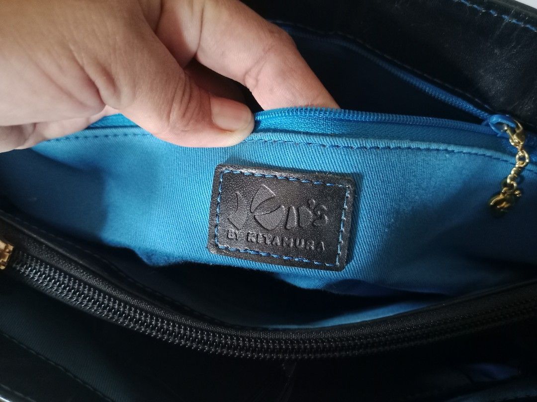 Kid's by Kitamura Lady's Bag (Category: Tote Bags) located in Polangui. Submitted by cornerbags_shoes (Listing ID 1462572579, Image 3). Description: from Japan surplus with signs of usage sa handles with attached purse thick leather material.