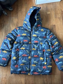 (Category: ) located in . Submitted by shoplecloset (Listing ID 1462474530, Image 1). Description: .