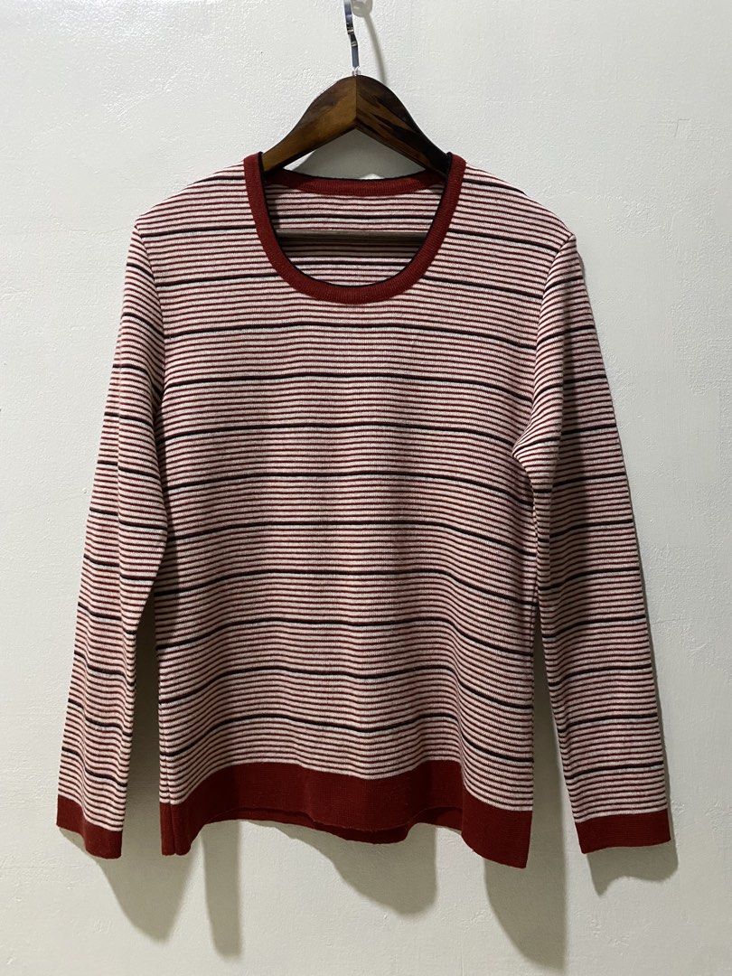 Knit long sleeve white and red stripes (Category: Longsleeves) located in Makati City. Submitted by indaysukaycloset (Listing ID 1462519389, Image 1). Description: ❤️🤍 Knit Long Sleeve - Red & White Stripe Size: Free / Medium to large ✅ Details: - Material: Wool 60% / Acrylic 40% (MATE tag) - Knit fabric, soft and warm, not makati - Color: Off-white x Maroon/Burgundy with black thin stripe - With burgundy ribbing on neck, hem, and cuffs - Good c