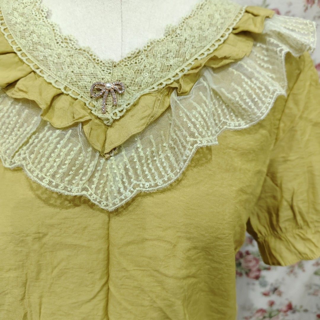 Korean Ruffle Mustard Blouse (Category: Blouses) located in Cabanatuan. Submitted by curated_cozy (Listing ID 1462468885, Image 3). Description: Thrifted! Size: L Bust: 39" Length: 55cm -Lightly Washed -Payment thru Gcash, Gotyme, MariBank -Shipping via J&T -Buyer shoulders Shipping Fee ‼️No Rush Order‼️ [SKU: KNT4-B1 ].