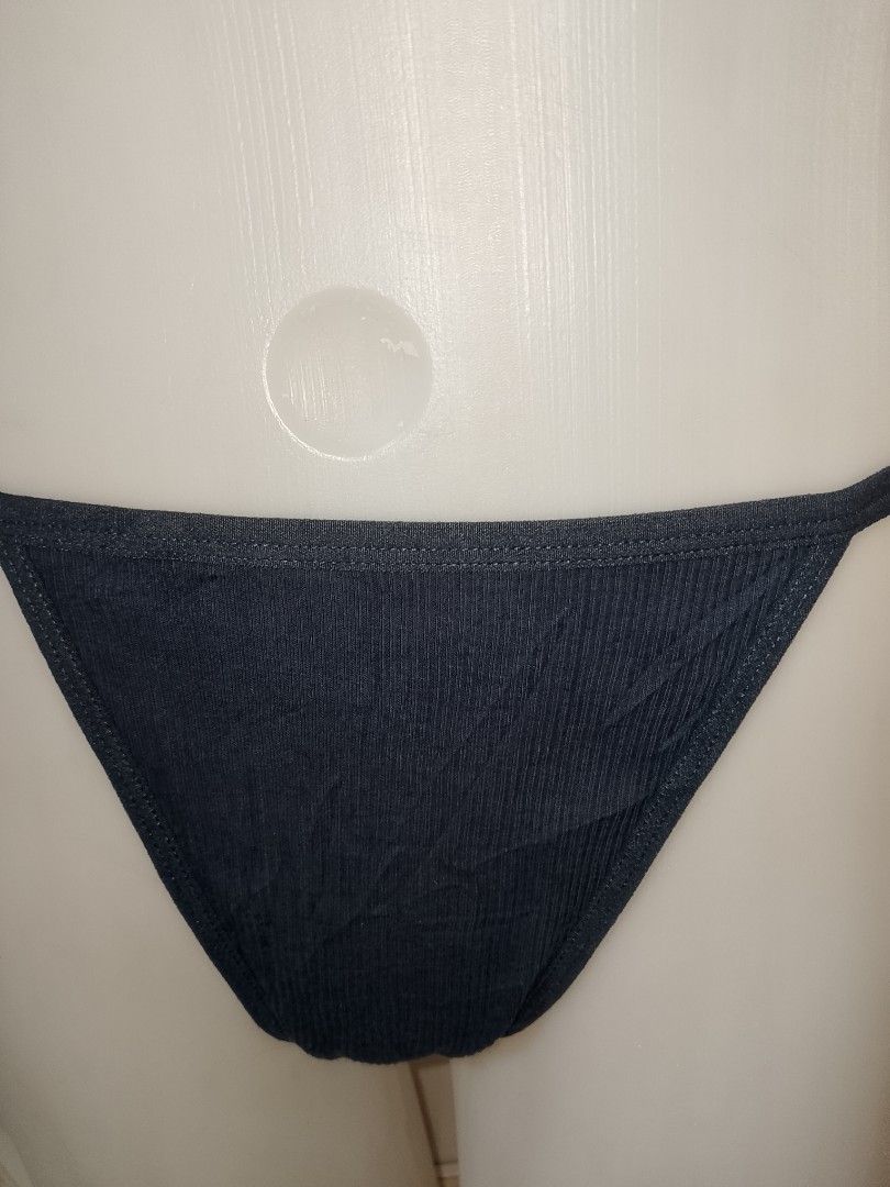 L: Dark Grey Ribbed Cotton G-String Panty Size L (Category: Undergarments & Loungewear) located in Manila. Submitted by truecrystal-1407 (Listing ID 1462669895, Image 2). Description: - Dark grey g-string underwear - Ribbed texture all over - Made with 95% cotton and 5% elastane for comfort and stretch - Simple, classic design - Great for everyday wear - Size L.