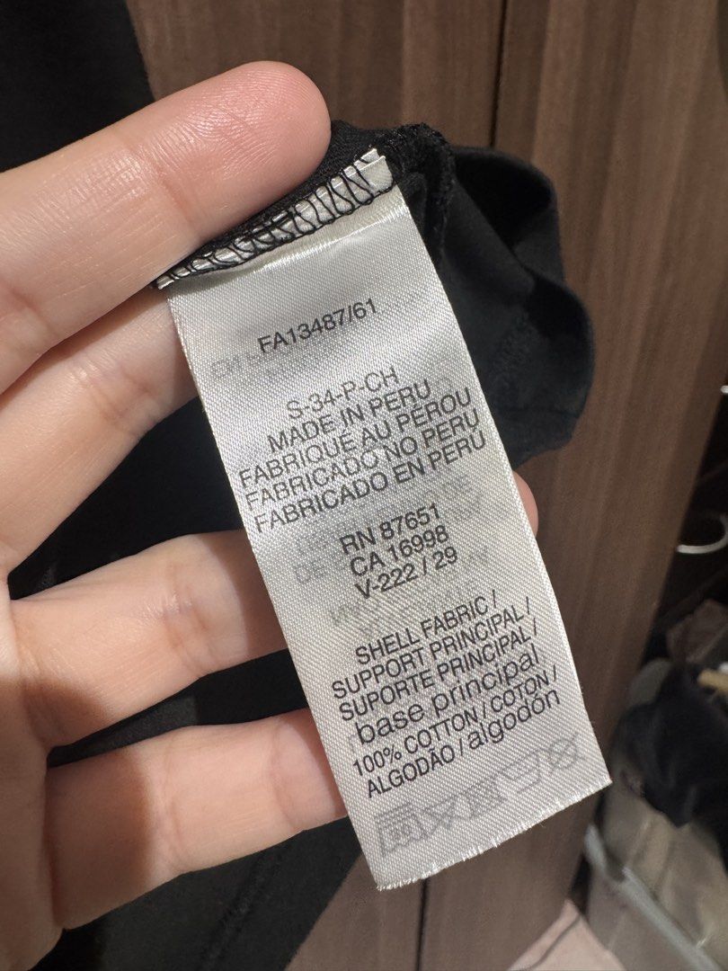 Lacoste black vneck tshirt (Category: Shirts) located in Valenzuela. Submitted by shop.spark.joy (Listing ID 1462671728, Image 3). Description: L- 24 in W- 16.5 in.