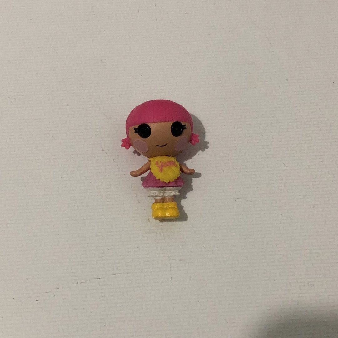 lalaloopsy mini (Category: Kids Toys) located in Cavite. Submitted by monchiki (Listing ID 1462577208, Image 1). Description: .