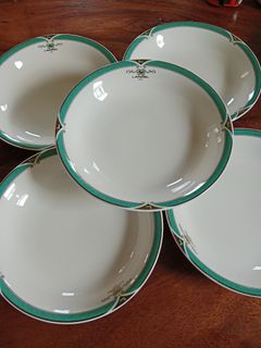 (Category: ) located in . Submitted by cornerbags_shoes (Listing ID 1462570636, Image 1). Description: .