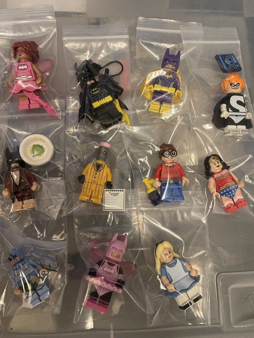 LEGO Minifigures Collection - Various Characters （分類：樂高及拼砌組合）位於 Hong Kong。 由 timchan3660 提交（商品編號 1462560873，圖片 3）。簡介： 全新人仔，全部20隻$600，送一個二手人仔展示盒（見圖），可於啟德交收， 其他地方可議。 Selling a collection of LEGO minifigures. Includes various characters like Batman, Robin, Wonder Woman, Peter Pan, and more. Each minifigure is individually bagged. Great for collectors or for playing. Selling as a lot. Let me know if you have questions.。