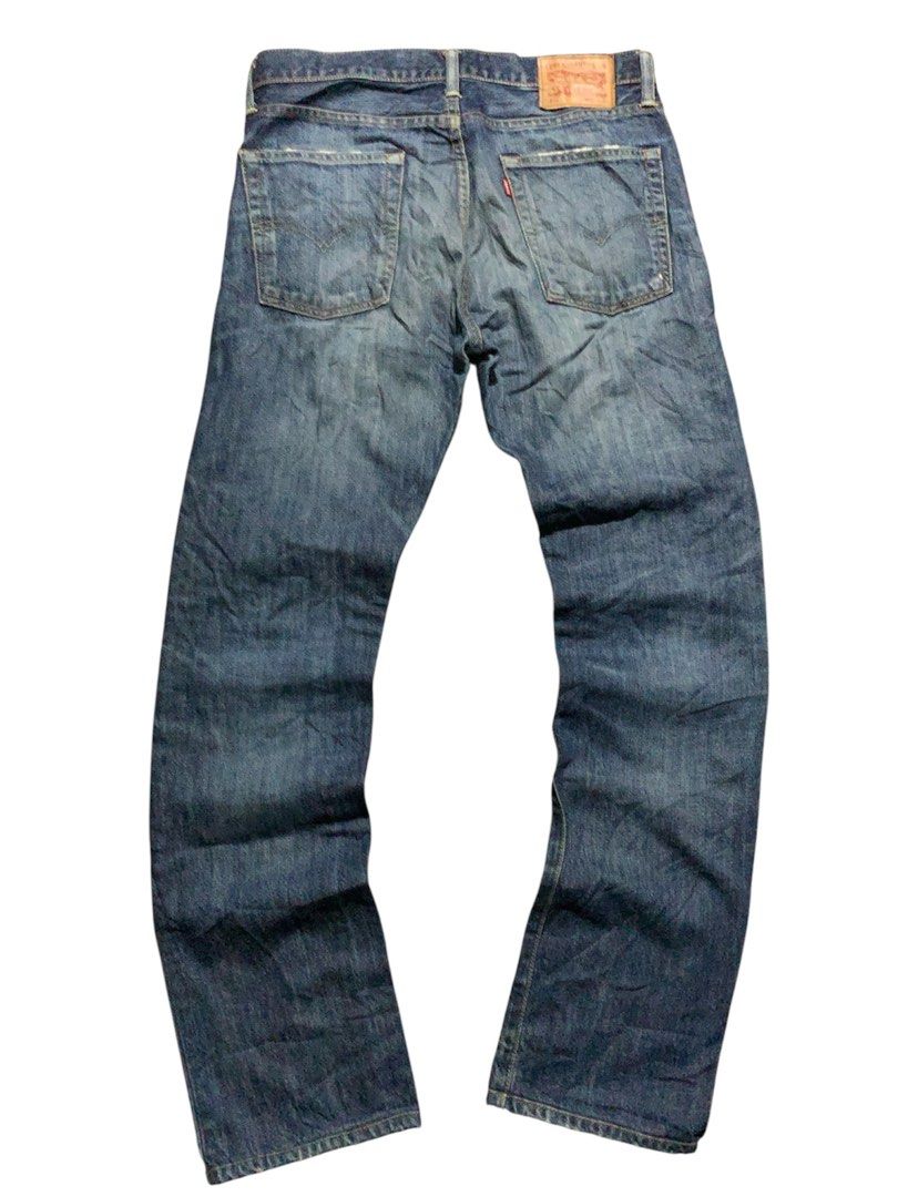 LEVIS 513 original (Category: Jeans) located in Manila. Submitted by bravemoon.c329ad (Listing ID 1462484000, Image 1). Description: as new 30 - 32 no issue excellent condition.