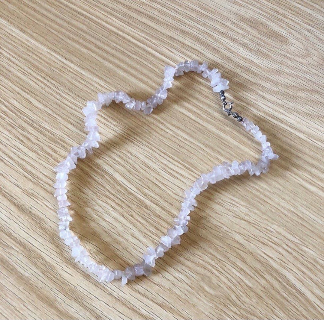 Light Pink Beach Necklace (Category: Necklaces) located in Manila. Submitted by erlaien.ph (Listing ID 1462512362, Image 1). Description: 🏷 BUY NOW: great for fashion & the beach! Includes: - Necklace - Jewelry box 🧺 RFS: no longer used 🛒 Payment method: GCASH/BANK 📦 Shipping: LALAMOVE or GRAB PM ME FOR MORE INQUIRIES 💌 Check out my profile for other great offers & nice stuffs! Follow me for more!.