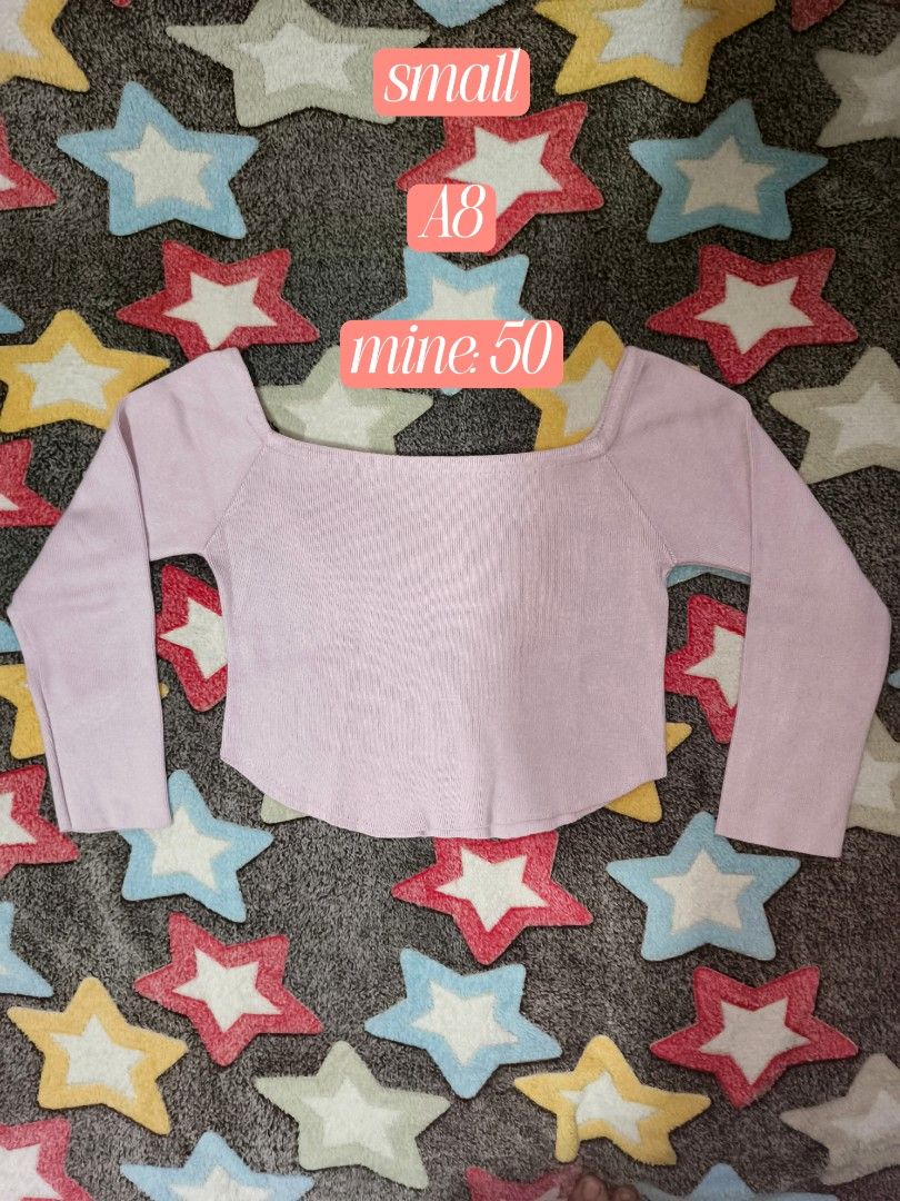 Light Pink Square Neck Long Sleeve Top (Category: Blouses) located in Cebu City. Submitted by straw.berry.milk.24 (Listing ID 1462647413, Image 1). Description: - Light pink long-sleeve top - Square neckline - Ribbed texture - Cropped length with curved hem - Comfortable and casual style.